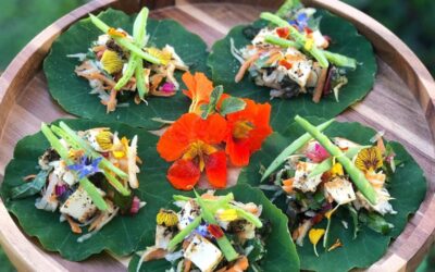 Nasturtium Wraps with Green Papaya Salad