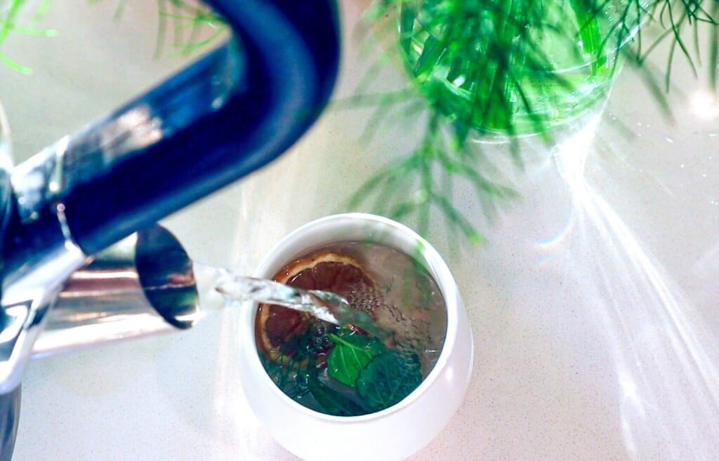 fennel frond tea
