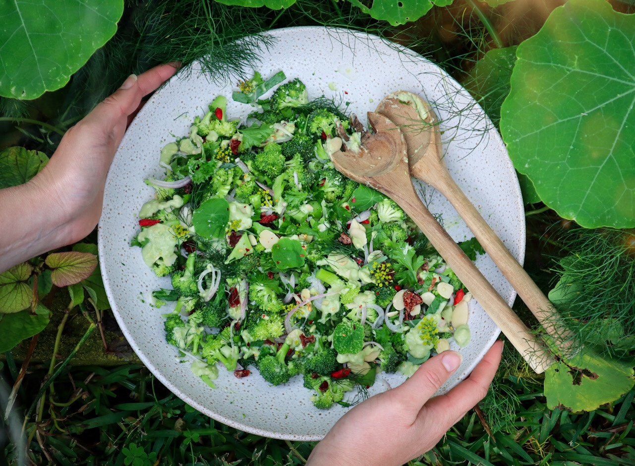 raw broccoli salad