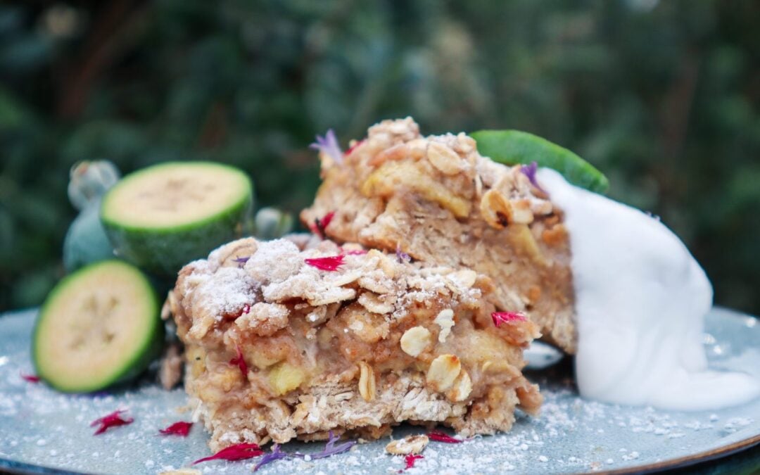 Feijoa crumble slice